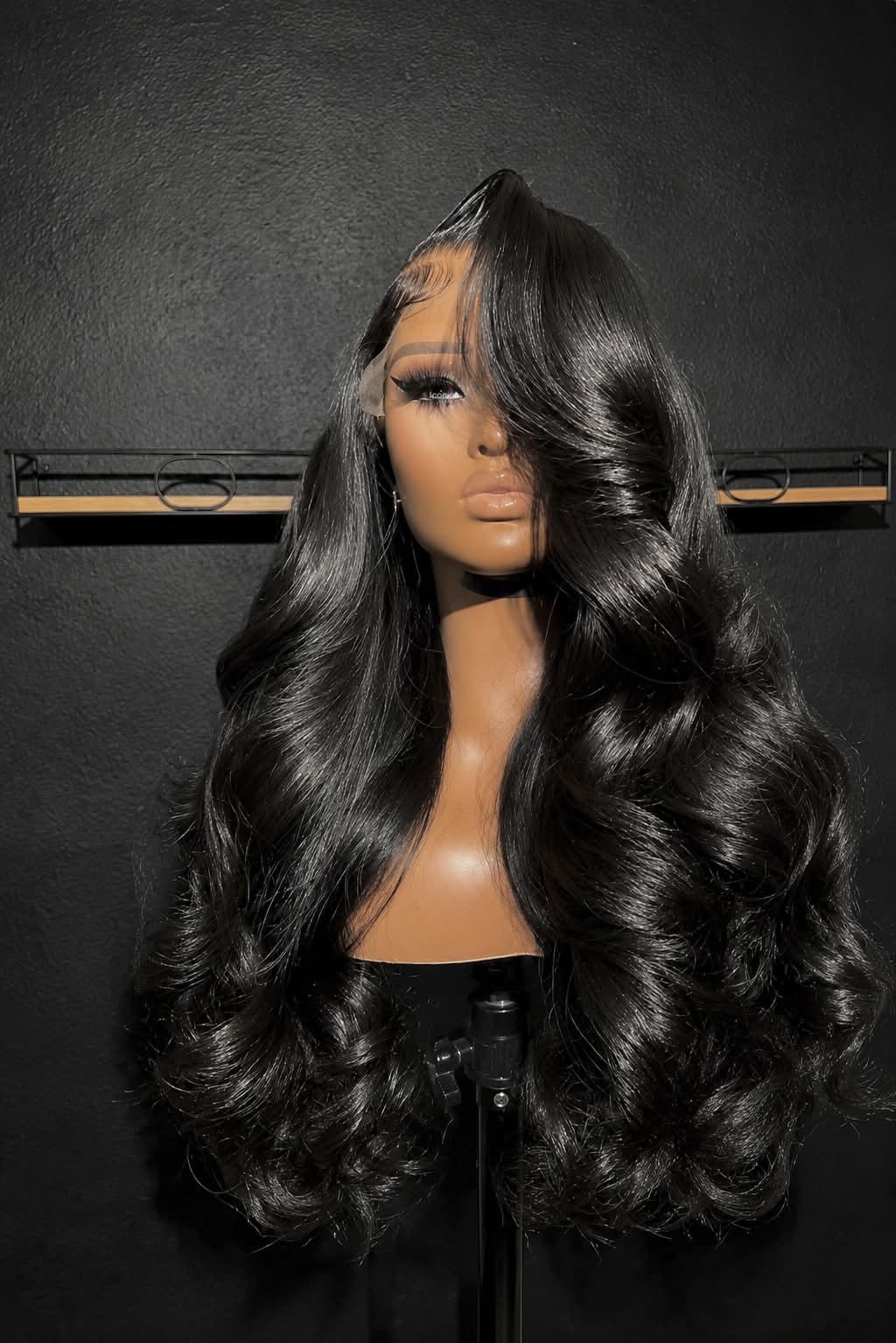 Signature: Body Wave Wig
