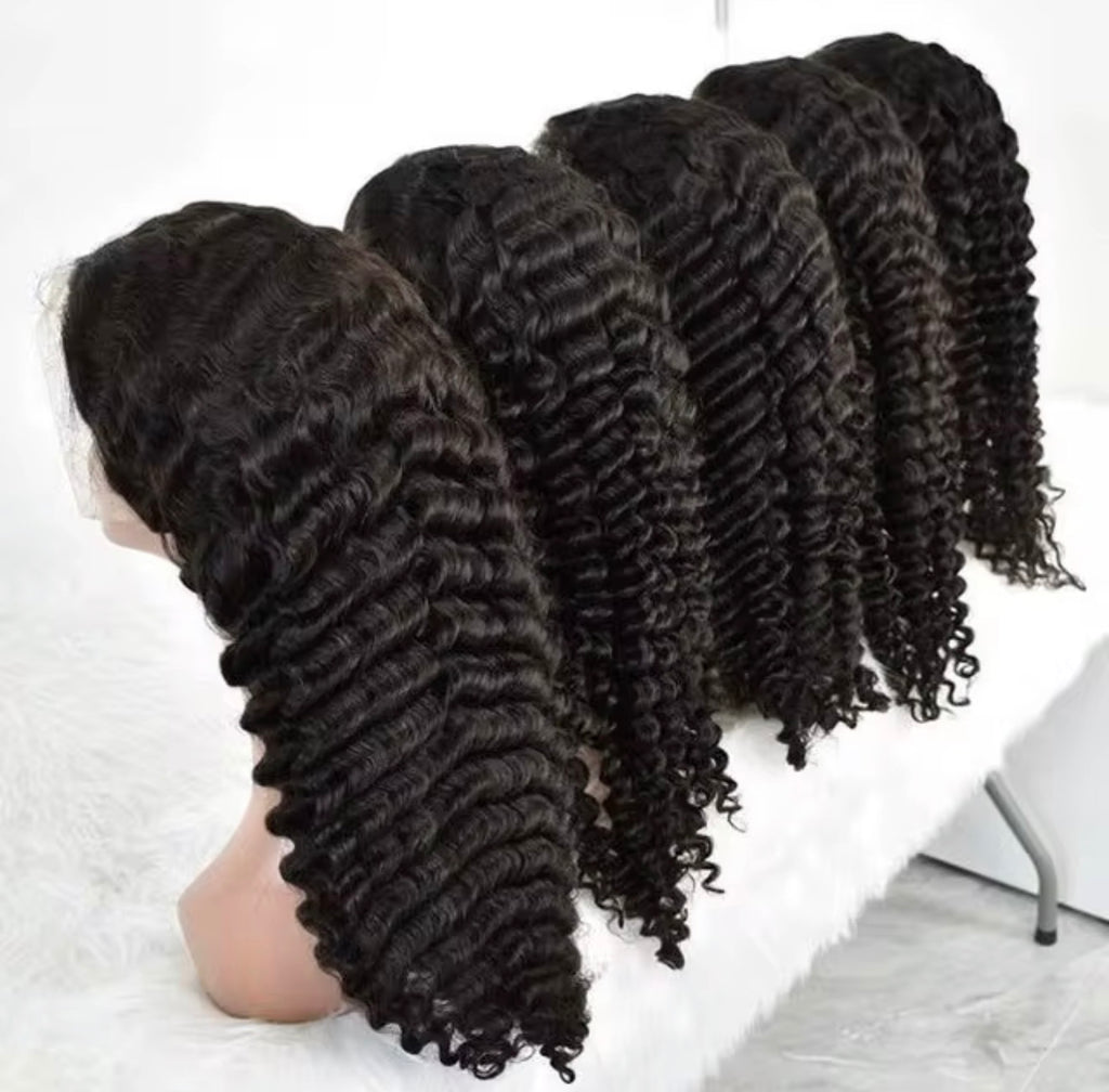 Signature: Curly Wig