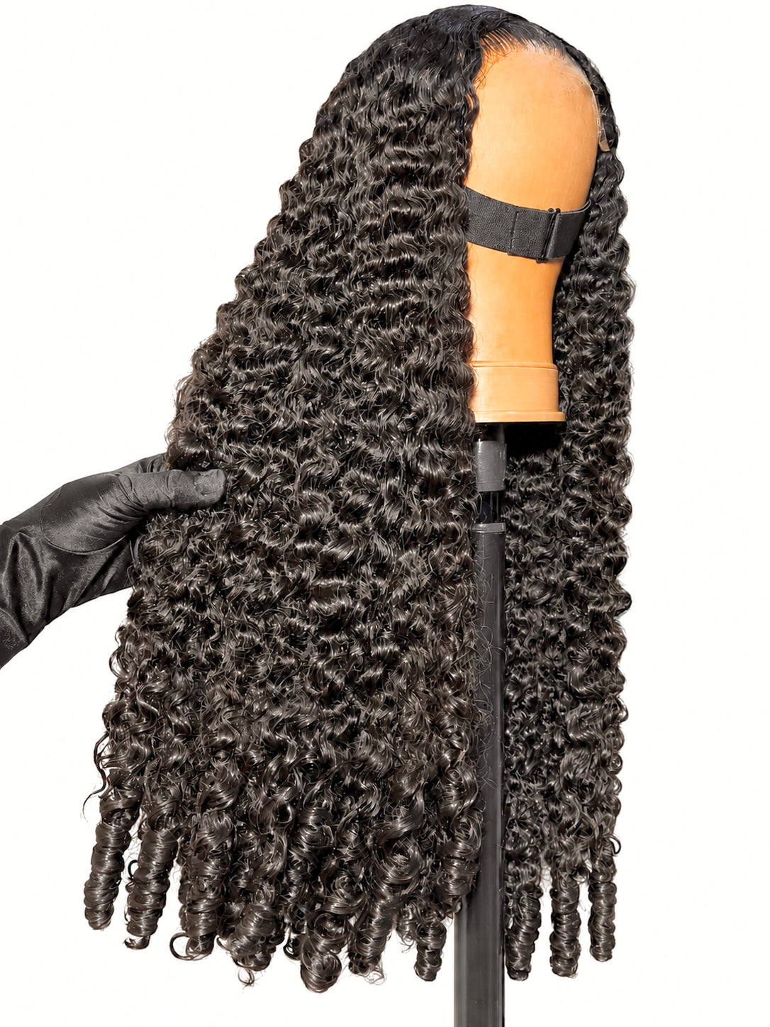 Signature: Curly Wig